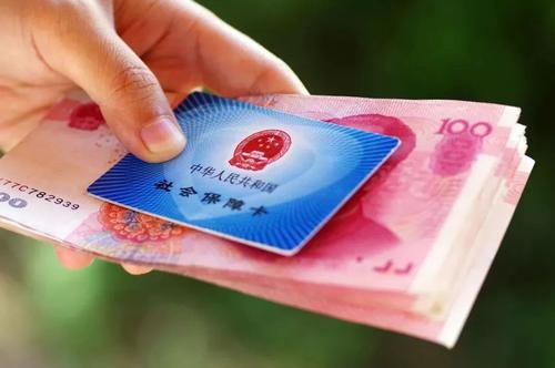 員工自愿放棄交社保到手工資更多 可以嗎？